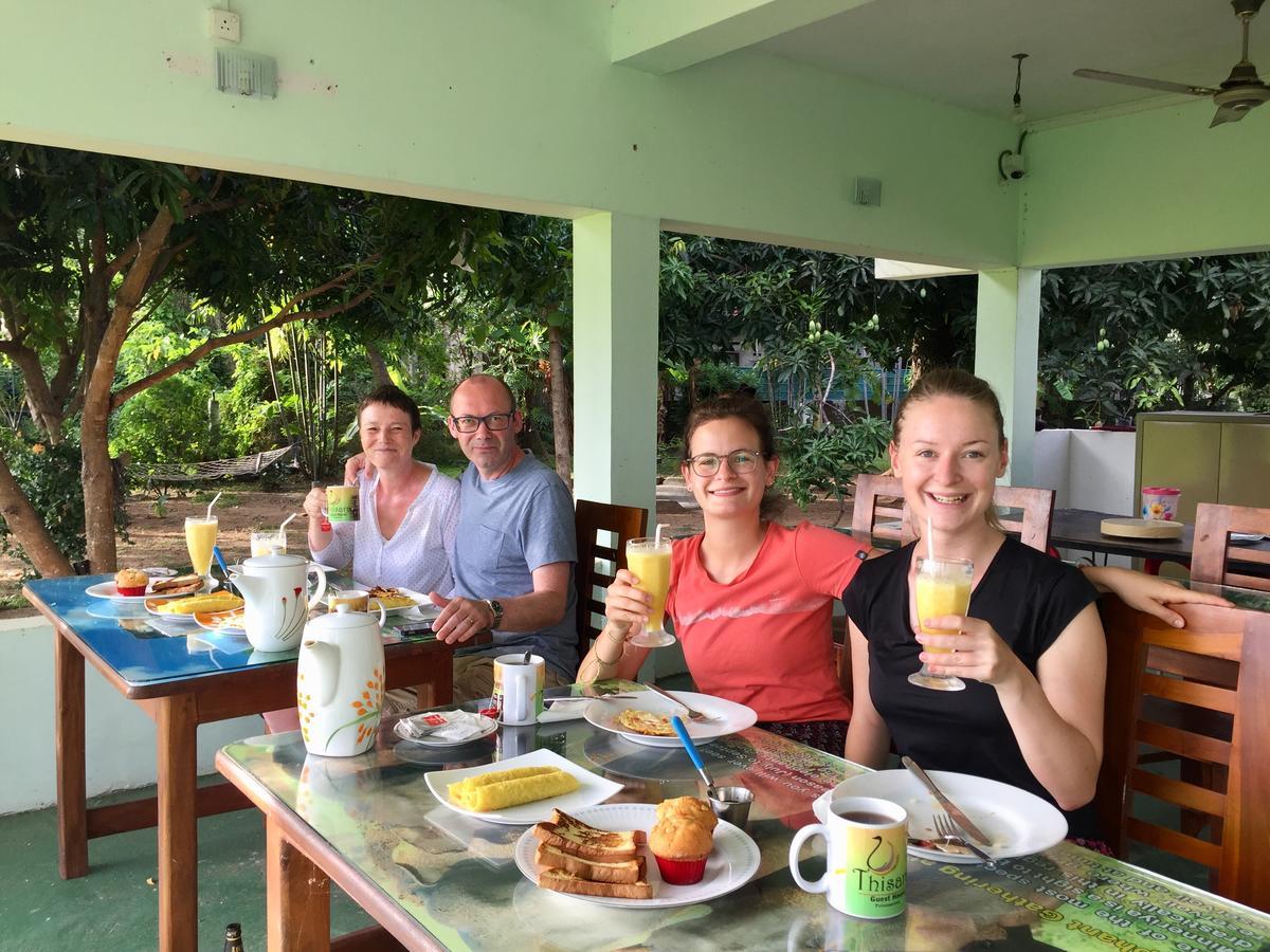 Thisara Guest House Polonnaruwa Bagian luar foto